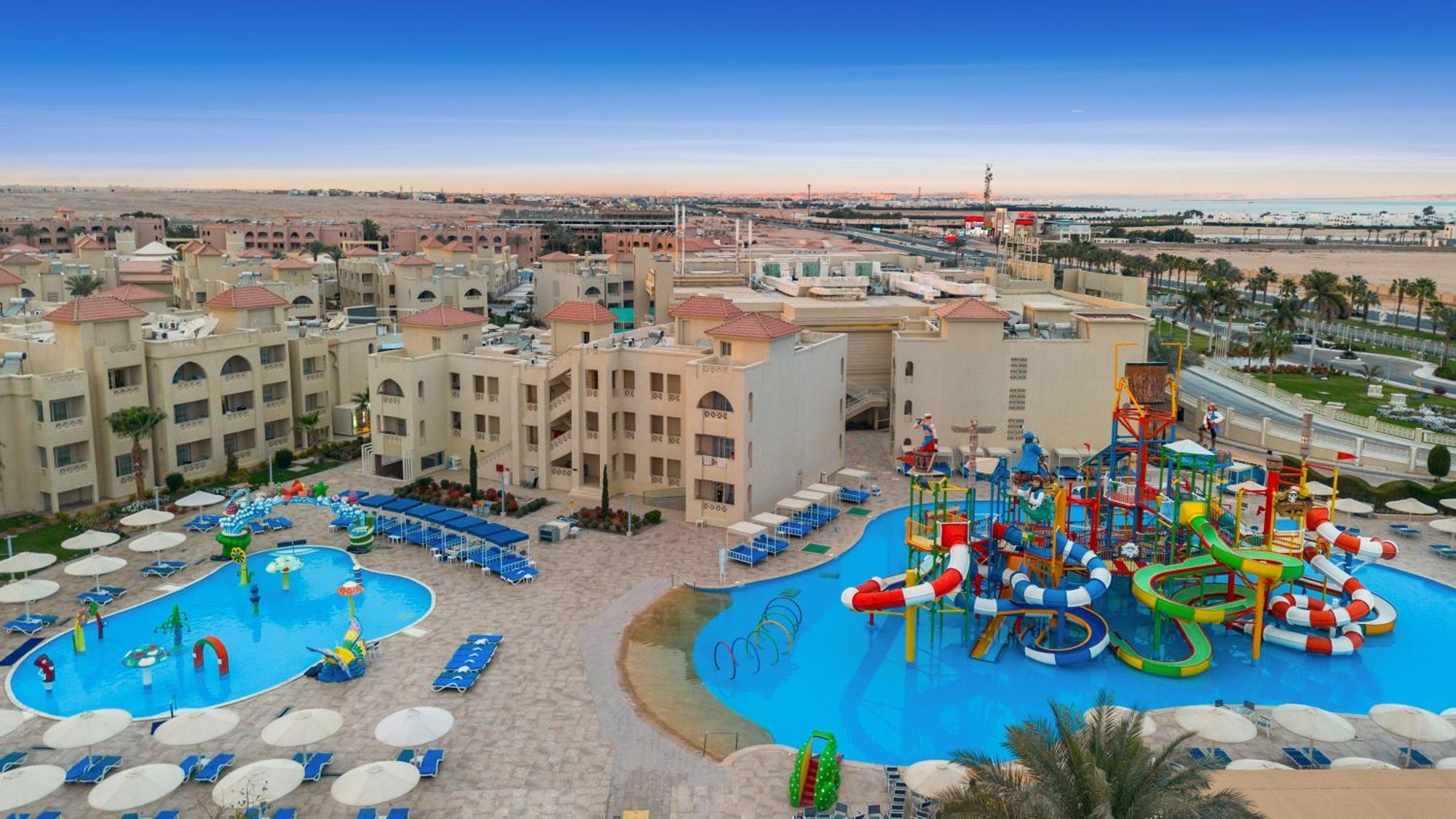 Курортный комплекс Pickalbatros Aqua Park - Хургада