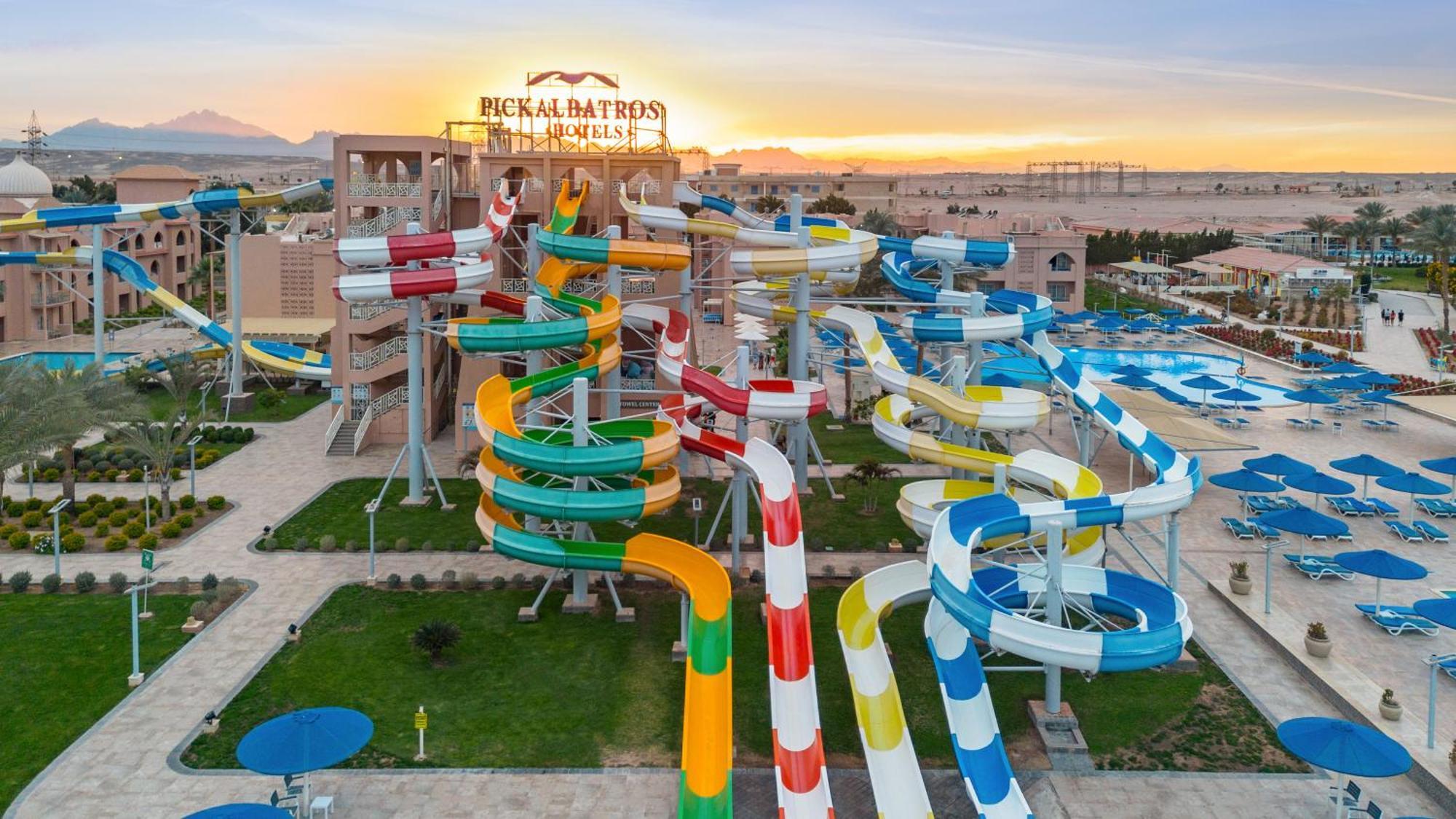 Pickalbatros Aqua Park - Хургада